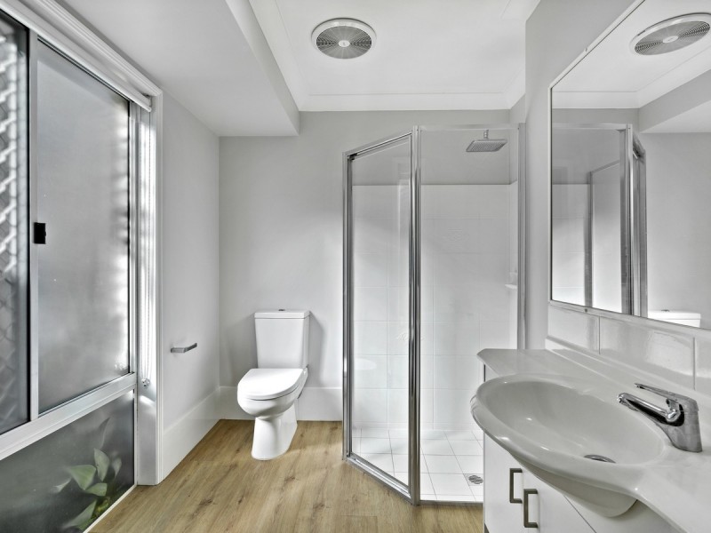 1 Dalby Court, Helensvale QLD 4212