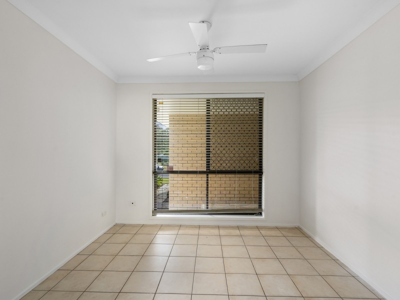 5 Midvale Place, Helensvale QLD 4212