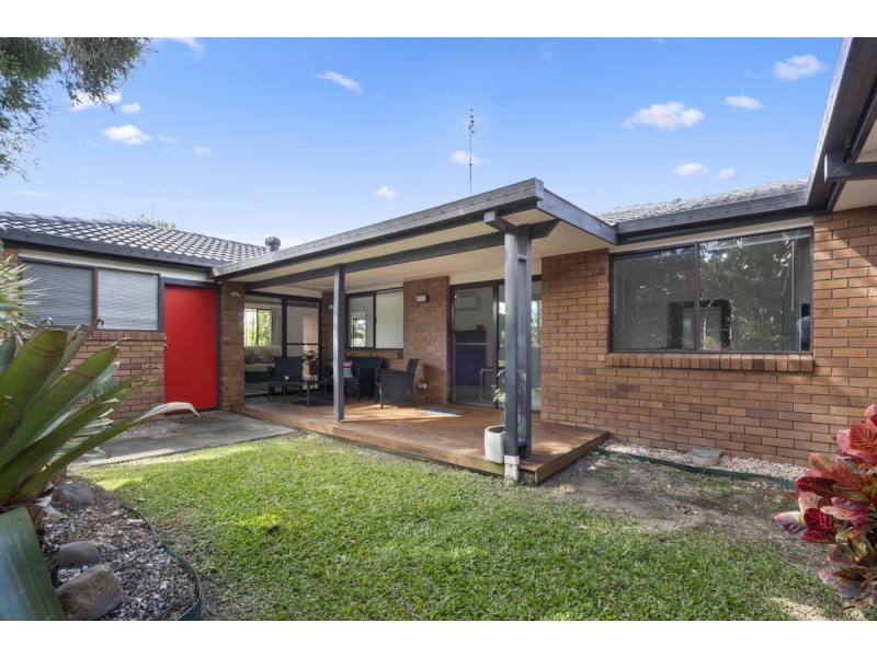 8 Gatton Court, Helensvale QLD 4212