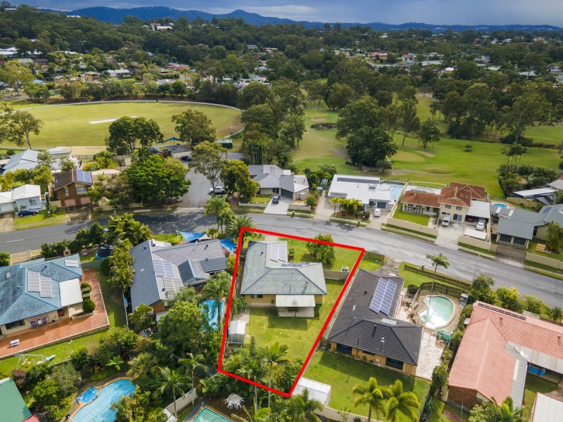 68 Parkes Drive, Helensvale QLD 4212