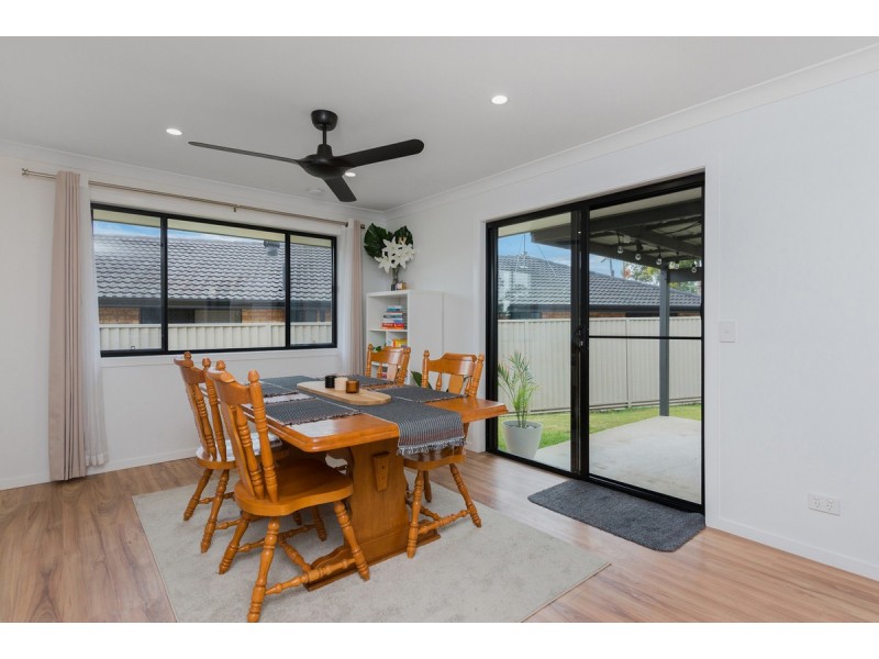 68 Parkes Drive, Helensvale QLD 4212