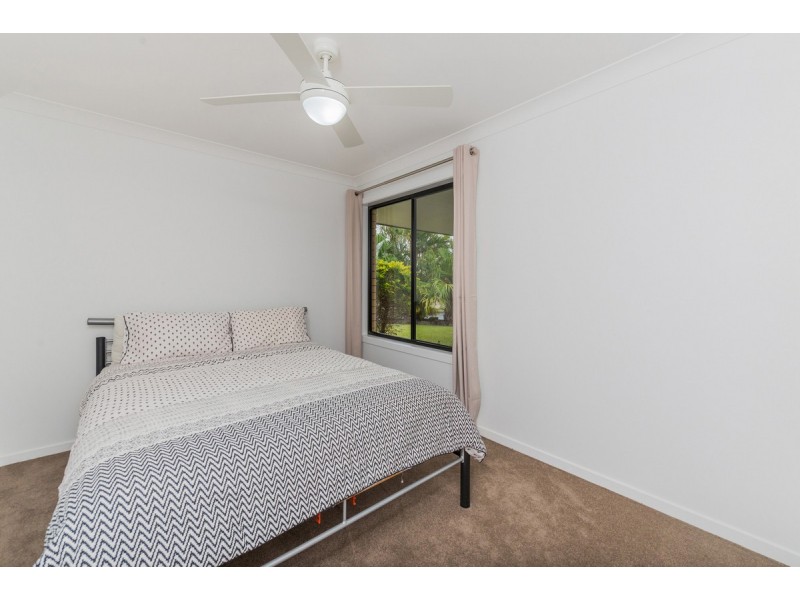 68 Parkes Drive, Helensvale QLD 4212