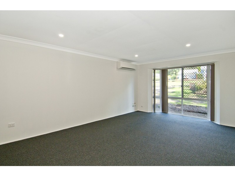 25 Derwent Avenue, Helensvale QLD 4212