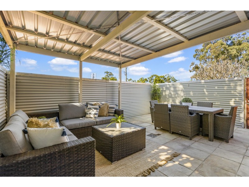1/1A Mcleod Street, Highland Park QLD 4211
