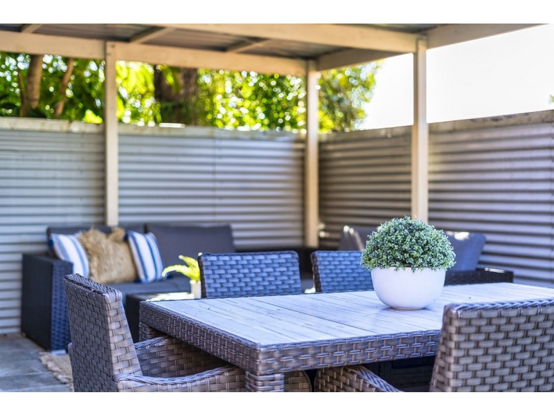 1/1A Mcleod Street, Highland Park QLD 4211