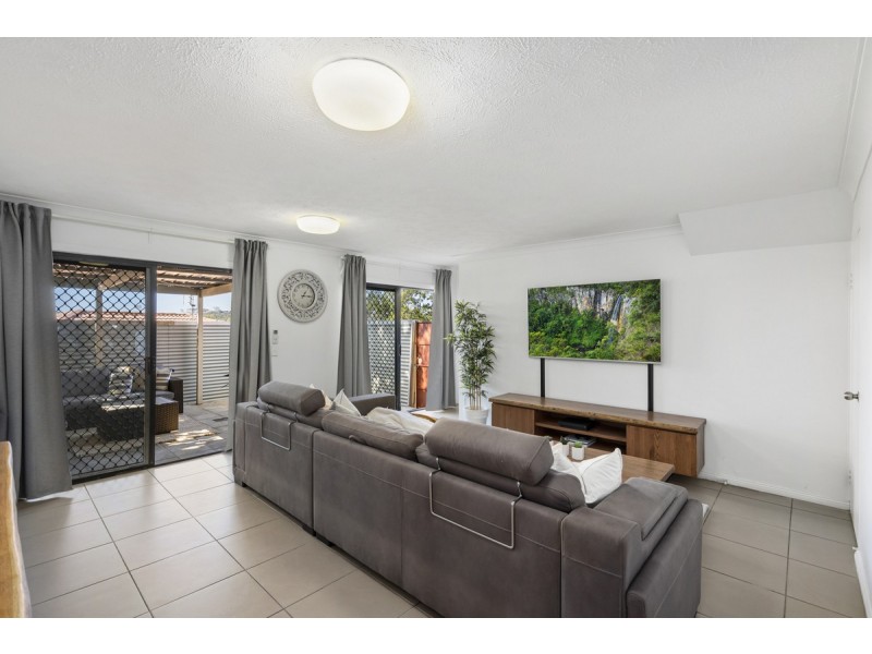 1/1A Mcleod Street, Highland Park QLD 4211