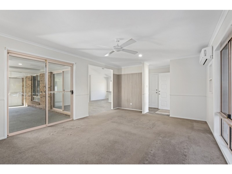 24 Bexley Place, Helensvale QLD 4212