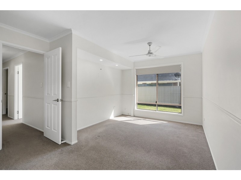 24 Bexley Place, Helensvale QLD 4212