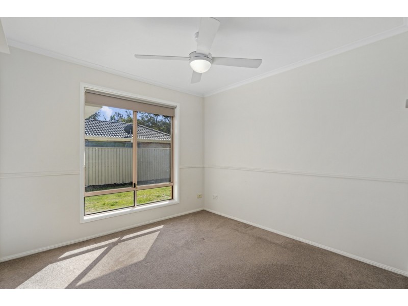 24 Bexley Place, Helensvale QLD 4212