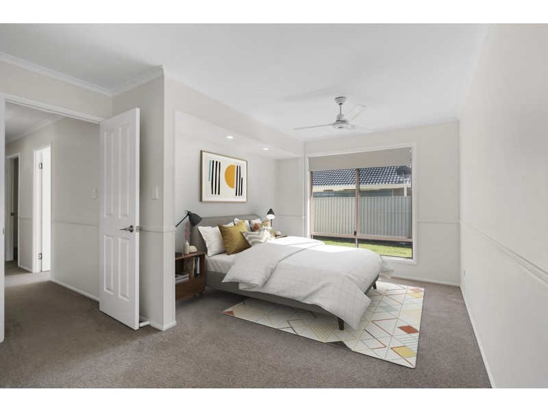 24 Bexley Place, Helensvale QLD 4212