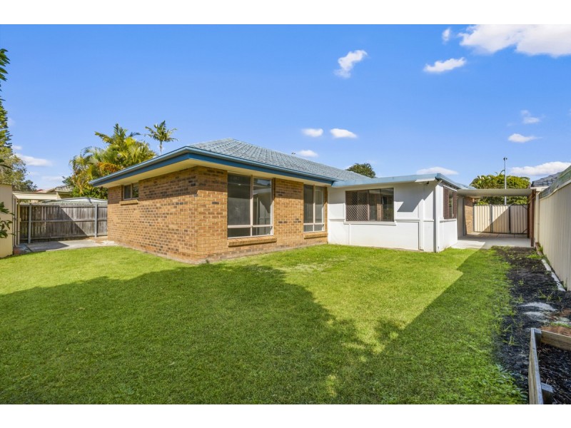 24 Bexley Place, Helensvale QLD 4212