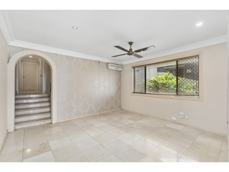 14 Ivy Street, Carrara QLD 4211