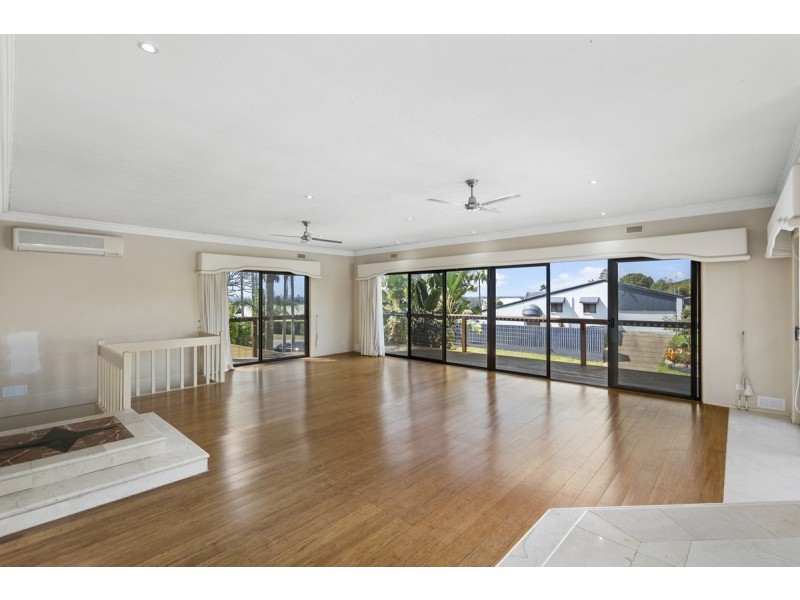 14 Ivy Street, Carrara QLD 4211