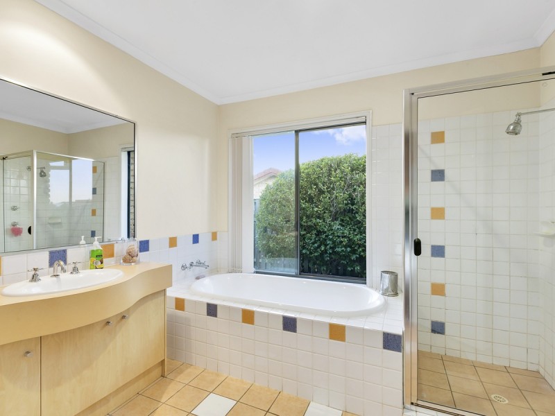 32 Santa Isobel Boulevard, Pacific Pines QLD 4211