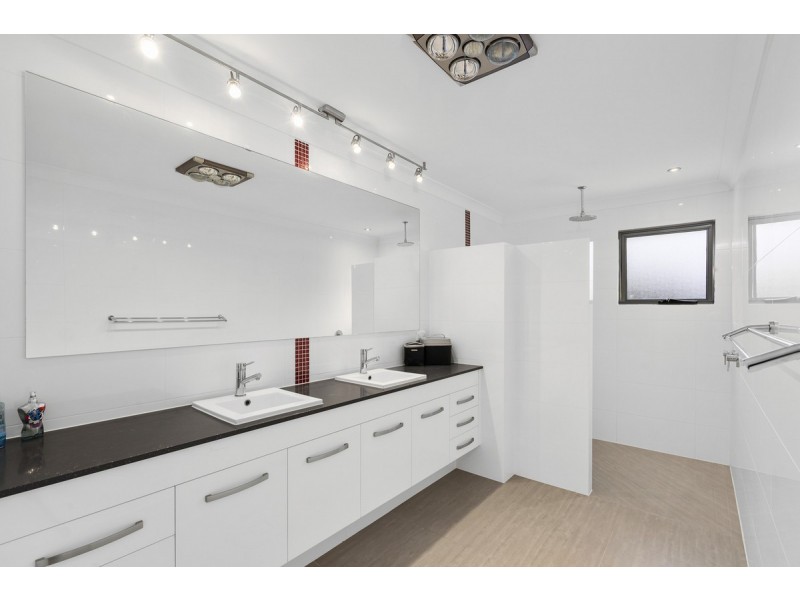 30 Yarrayne Valley Drive, Upper Coomera QLD 4209