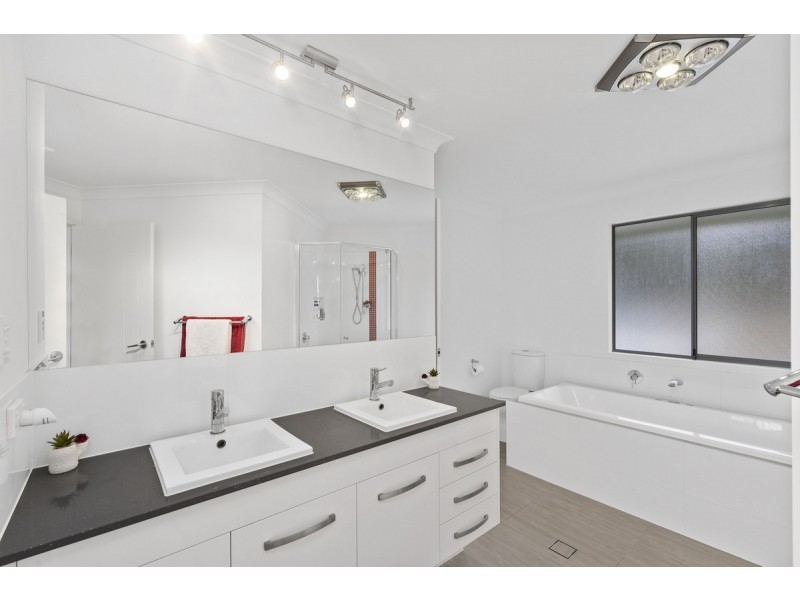 30 Yarrayne Valley Drive, Upper Coomera QLD 4209