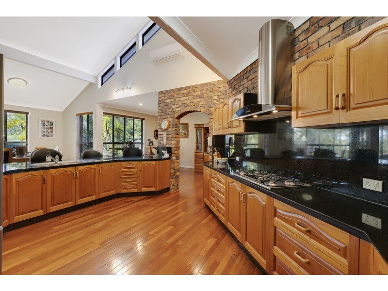 57 Holyrood Road, Maudsland QLD 4210