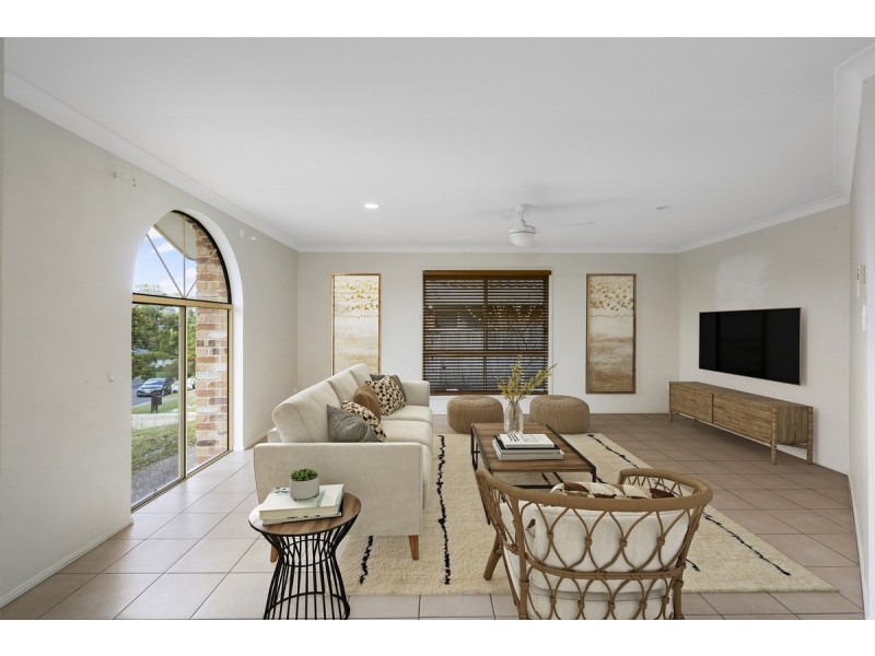 10 Winslow Court, Oxenford QLD 4210