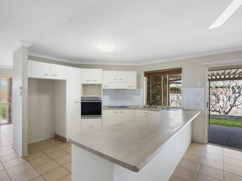 10 Winslow Court, Oxenford QLD 4210