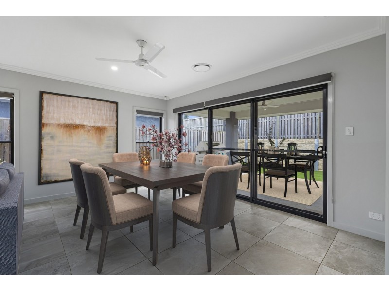 43 Lysaght Drive, Pimpama QLD 4209