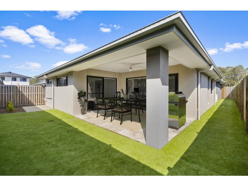 43 Lysaght Drive, Pimpama QLD 4209