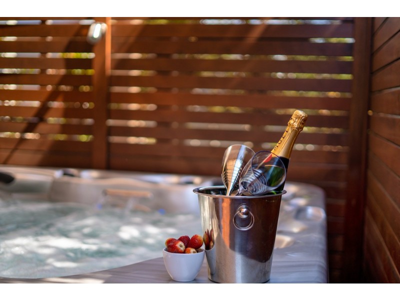 1/3 Nankeen Avenue, Paradise Point QLD 4216