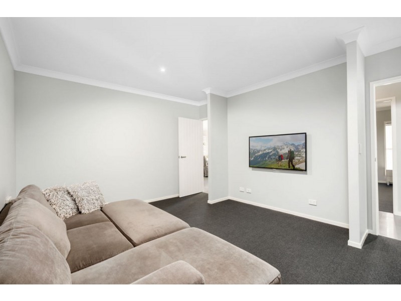 16 Northern Skies Terrace, Maudsland QLD 4210