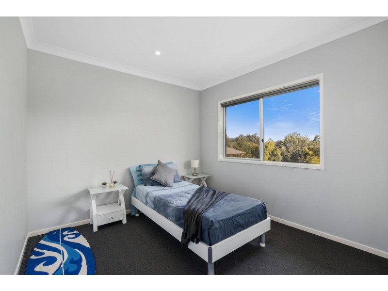 16 Northern Skies Terrace, Maudsland QLD 4210