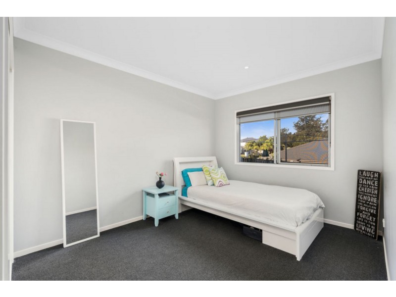 16 Northern Skies Terrace, Maudsland QLD 4210