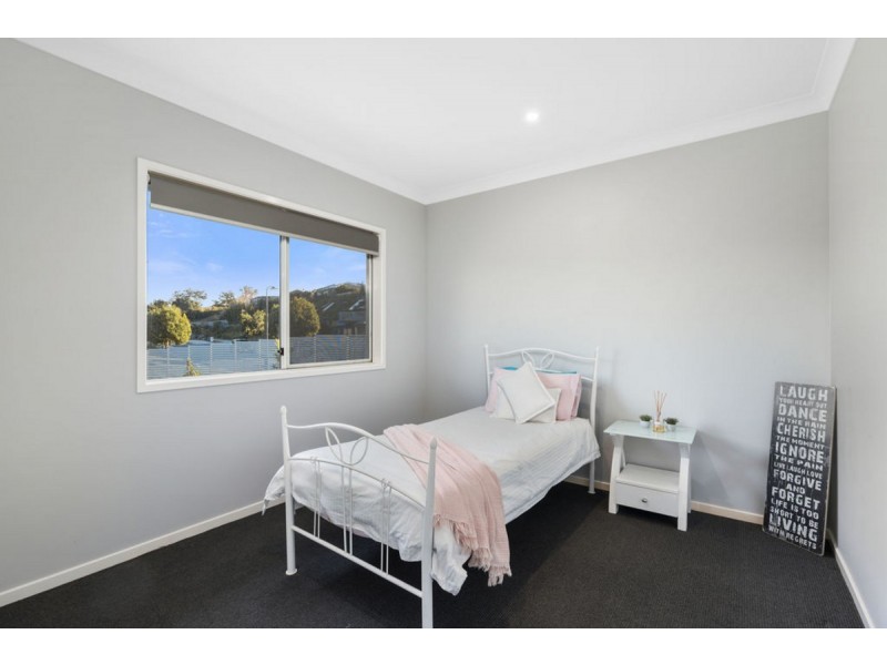 16 Northern Skies Terrace, Maudsland QLD 4210