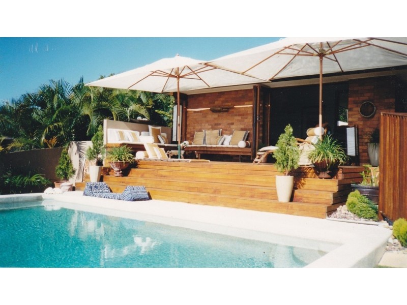 18 Atkins Place, Helensvale QLD 4212