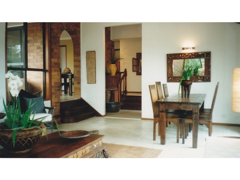 18 Atkins Place, Helensvale QLD 4212