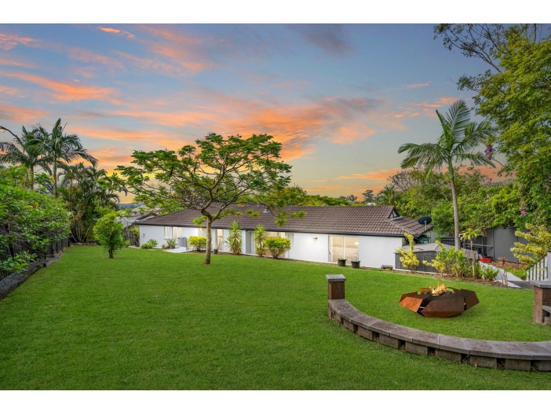 12 Benalla Court, Parkwood QLD 4214