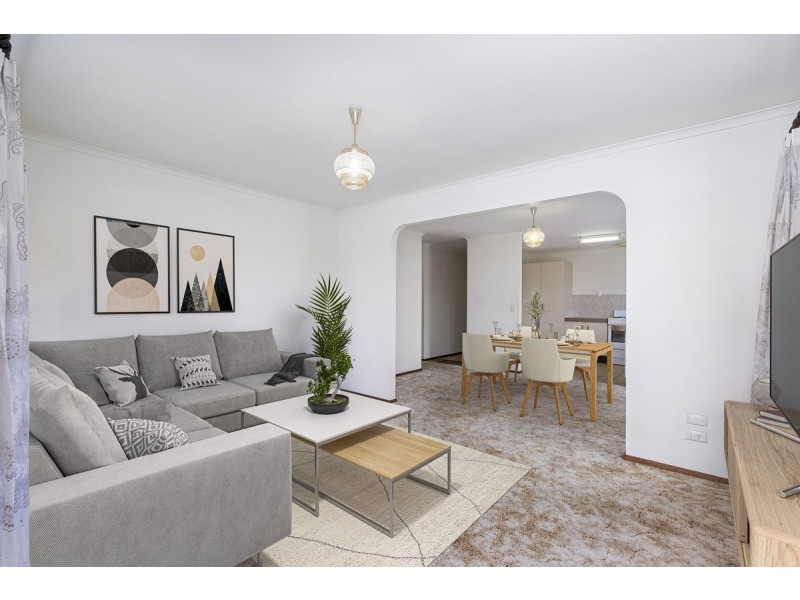 1/49 Government Road, Labrador QLD 4215