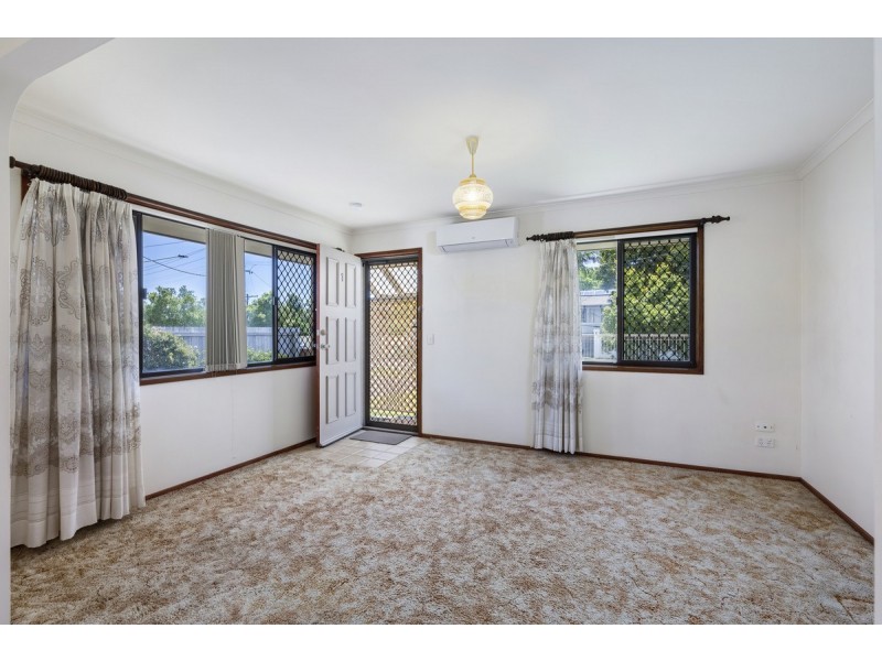 1/49 Government Road, Labrador QLD 4215