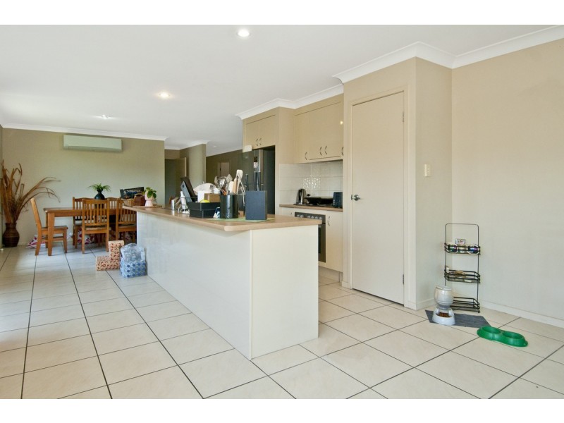 13 Tomah Street, Pacific Pines QLD 4211