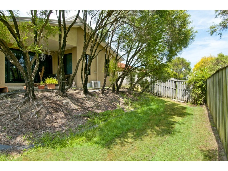 13 Tomah Street, Pacific Pines QLD 4211