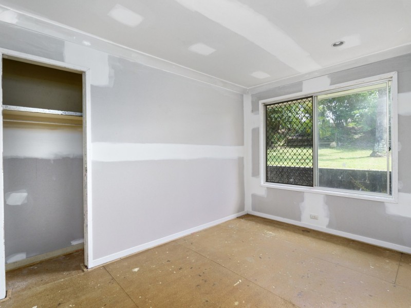 28 Mitchell Avenue, Molendinar QLD 4214