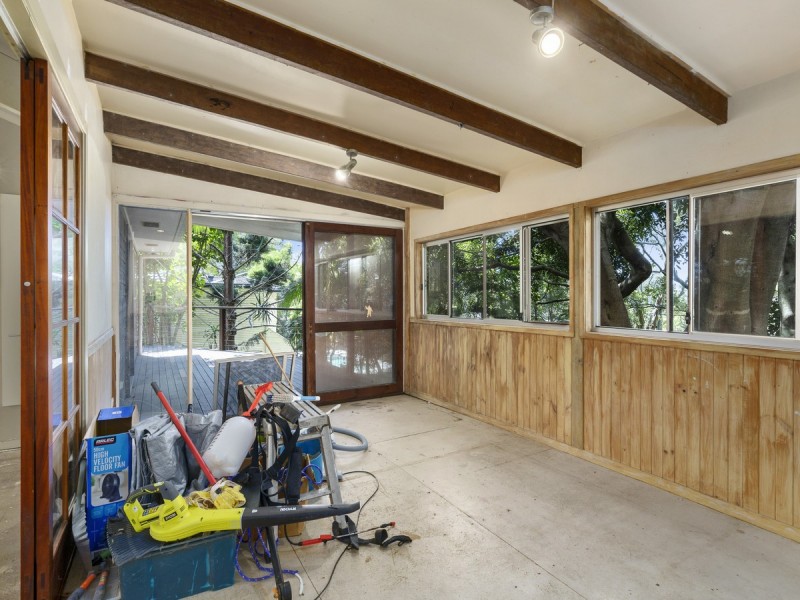 28 Mitchell Avenue, Molendinar QLD 4214