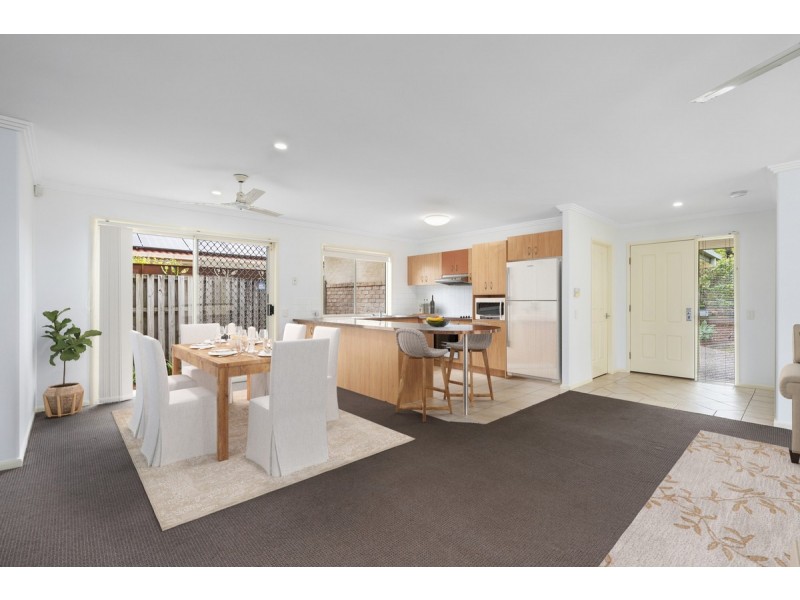 85 Lindfield Road, Helensvale QLD 4212