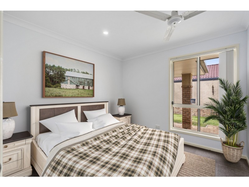 85 Lindfield Road, Helensvale QLD 4212
