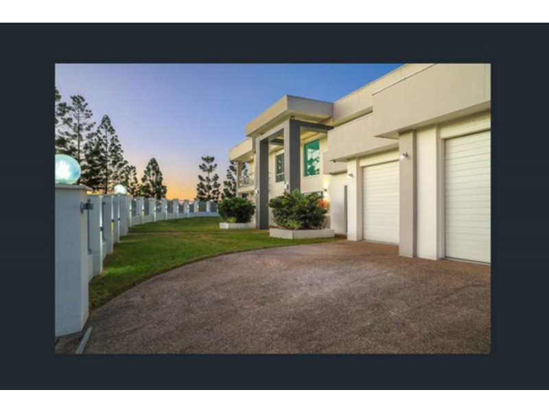 41 Salvado Drive, Pacific Pines QLD 4211