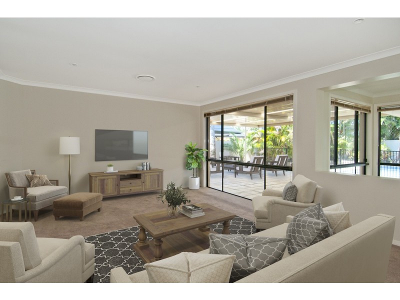 11 Waterside Esplanade, Helensvale QLD 4212