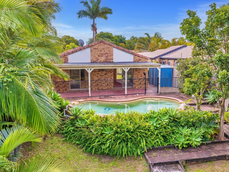 15 River Oak Drive, Helensvale QLD 4212