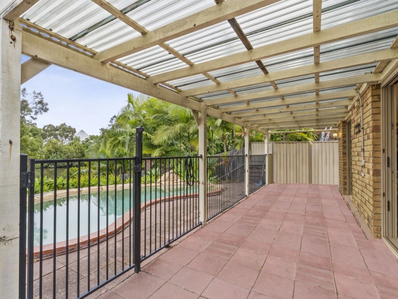 15 River Oak Drive, Helensvale QLD 4212