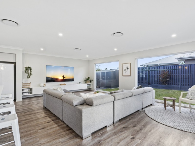 47 Lindeman Circuit, Pimpama QLD 4209