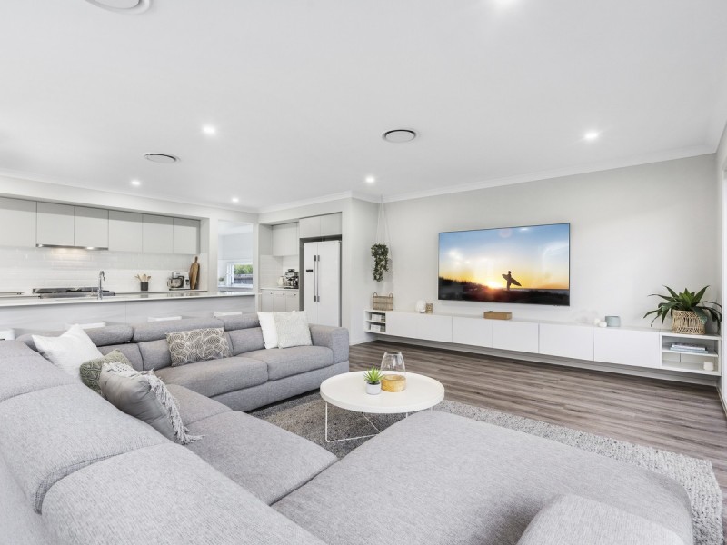 47 Lindeman Circuit, Pimpama QLD 4209