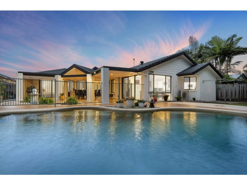 45 Lakeshore Drive, Helensvale QLD 4212