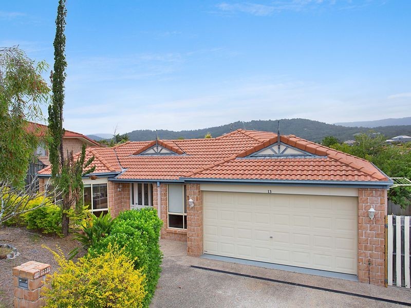 13 Laysan Crescent, Pacific Pines QLD 4211