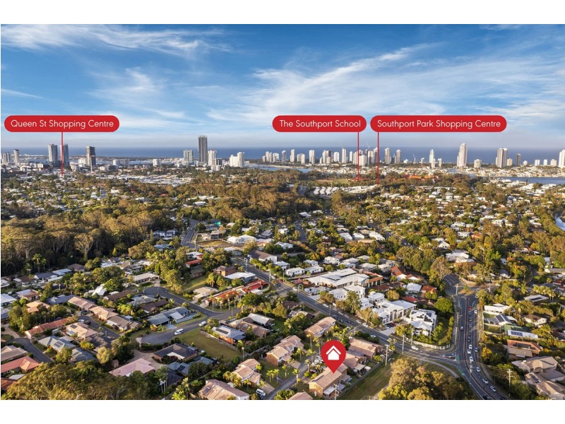 18/105 Ridgeway Avenue, Southport QLD 4215